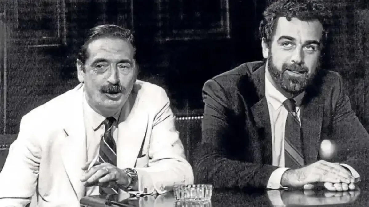 Julio César Strassera junto a Luis Moreno Ocampo. Julio César Strassera junto a Luis Moreno Ocampo.