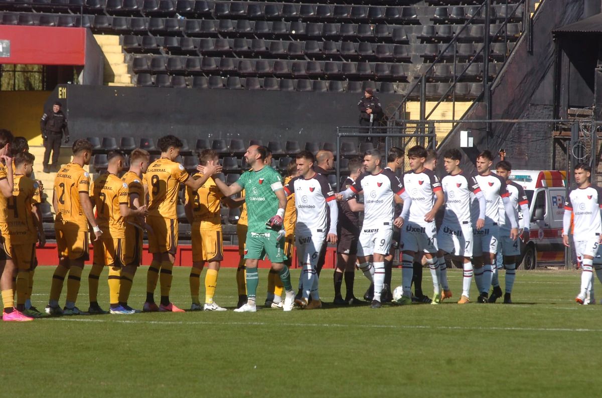 Se reanudó el partido y Colón perdió 1 a 0 contra Mitre: cuarta derrota al hilo