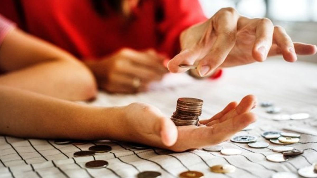 La participación de los trabajadores en el ingreso nacional total (33% contra 56,6% del capital) está en un piso histórico.