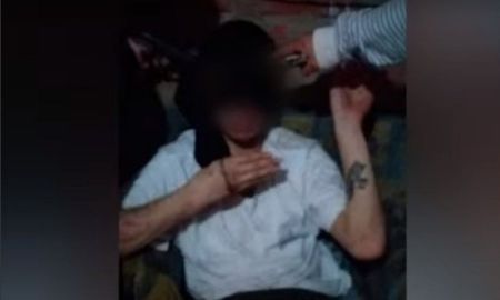 En los últimos días, se produjo en secuestro del hijo de un empresario de Arroyo Seco, provincia de Santa Fe. Todo indica que no trató de una banda profesional, sino de soldaditos de la droga que reclamaban por dinero adeudado. En los últimos días, se produjo en secuestro del hijo de un empresario de Arroyo Seco, provincia de Santa Fe. Todo indica que no trató de una banda profesional, sino de soldaditos de la droga que reclamaban por dinero adeudado.