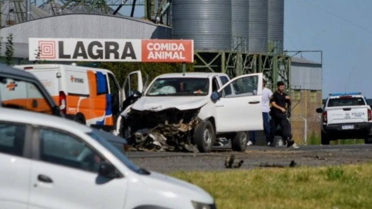 As&iacute; qued&oacute; la camioneta que protagoniz&oacute; el choque con el Renault Fluence.