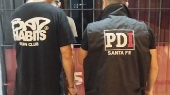 La PDI secuestró dólares, pesos y detuvo a un hombre por un robo cometido en Esperanza