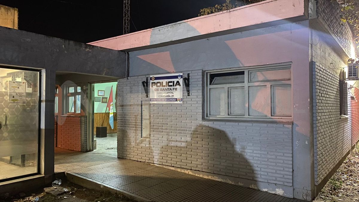 Comisaría 25, ubicada en el barrio El Pozo de Santa Fe.