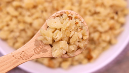 El reviro, típico del Litoral argentino y Paraguay, es una preparación simple y económica, ideal para acompañar el mate o el café con leche en el desayuno o la merienda.