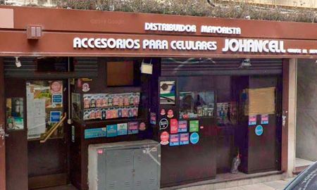 Un comerciante de nacionalidad peruana fue hallado asesinado en su local de venta de accesorios para celulares del barrio porteño de Balvanera, Un comerciante de nacionalidad peruana fue hallado asesinado en su local de venta de accesorios para celulares del barrio porteño de Balvanera,