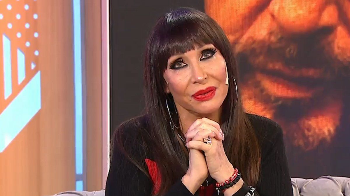 Moria Casán estuvo de invitada en Sobredosis de TV con Elizabeth Venaci y Juan Di Natale