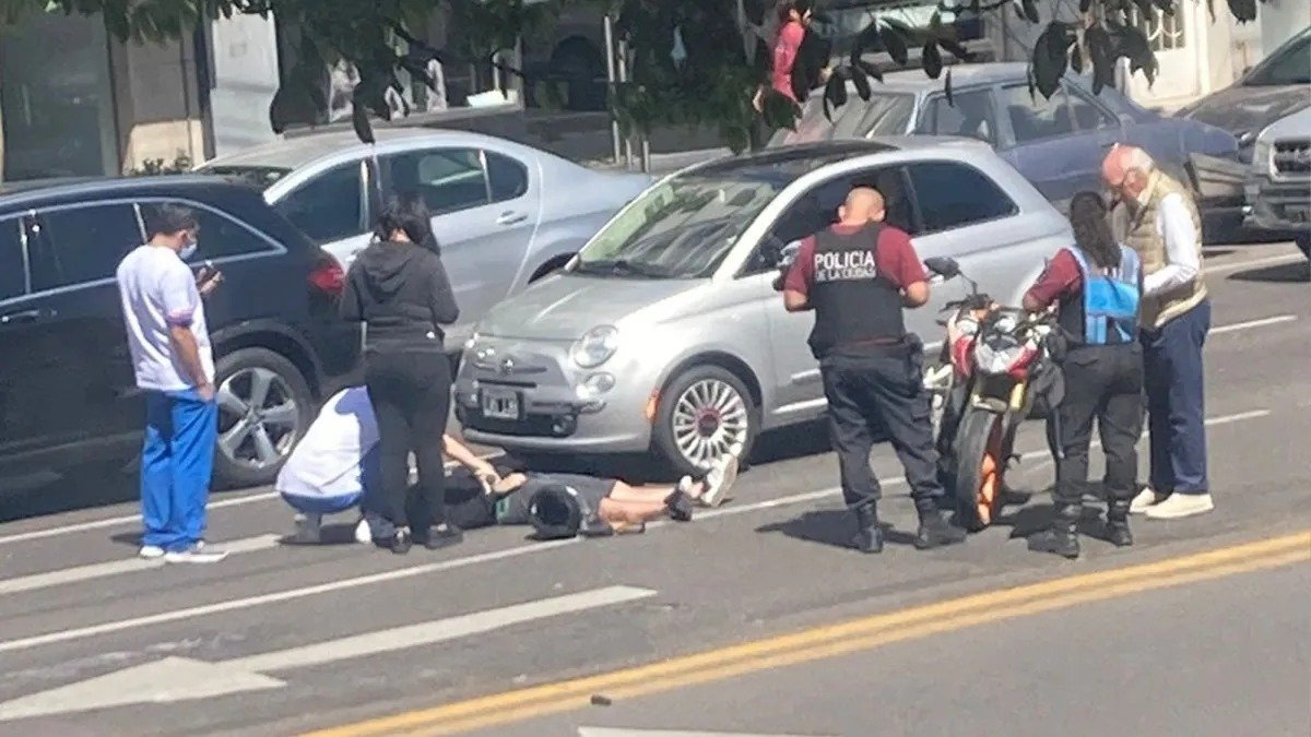 Carlos Bianchi tuvo un accidente de tránsito.