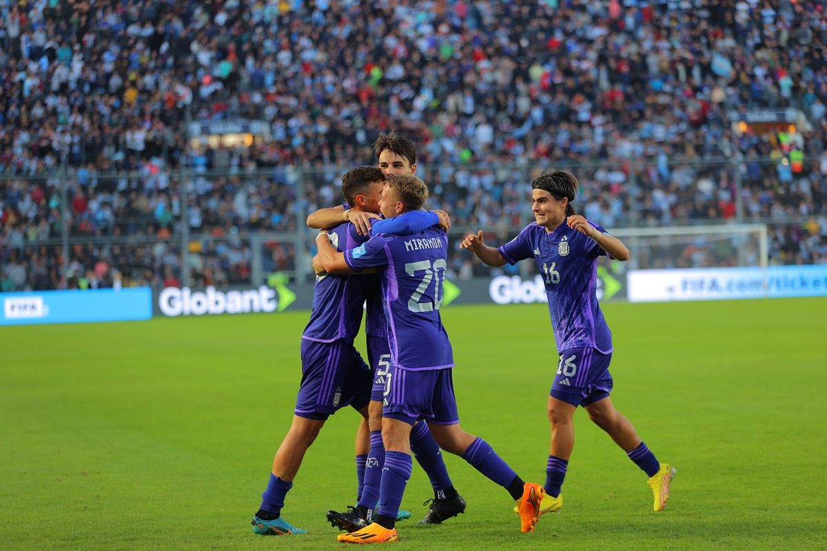 La goleada 5 a 0 a Nueva Zelanda mostró un nivel homogéneo entre titulares y suplentes.