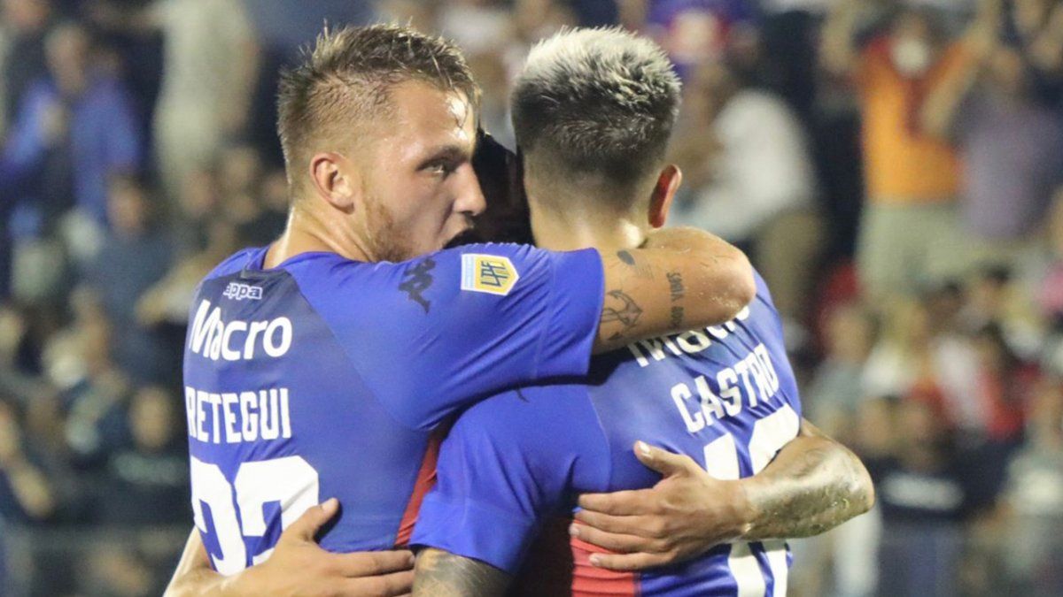 Alexis Castro puso en ventaja a Tigre y cumplió con la 