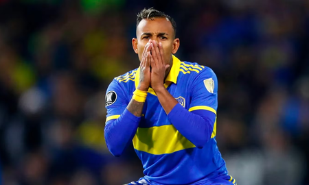 Sebastián Villa intimó a Boca y puede terminar su relación con el club de la peor manera posible. Sebastián Villa intimó a Boca y puede terminar su relación con el club de la peor manera posible.