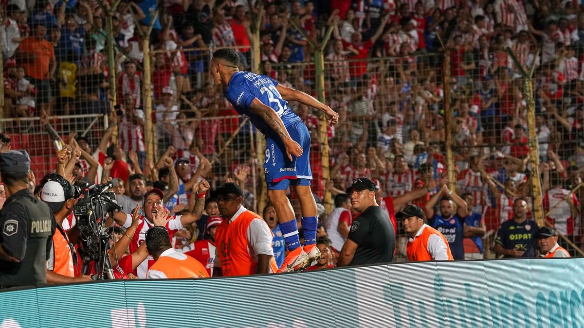 Imanol Machuca corrió desde mitad de cancha y puso el 2-0 de Unión sobre Estudiantes.