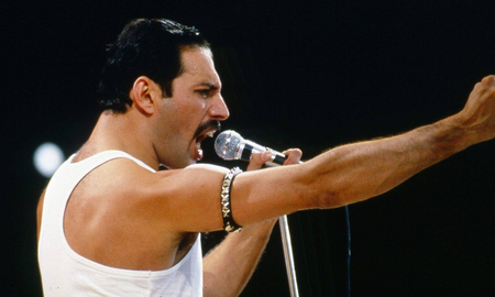 Telecinco ha realizado un emisión televisiva con un impactante homenaje al artista Freddie Mercury y a su grupo Queen. Telecinco ha realizado un emisión televisiva con un impactante homenaje al artista Freddie Mercury y a su grupo Queen.