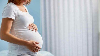 Estudian los riesgos del coronavirus en mujeres embarazadas