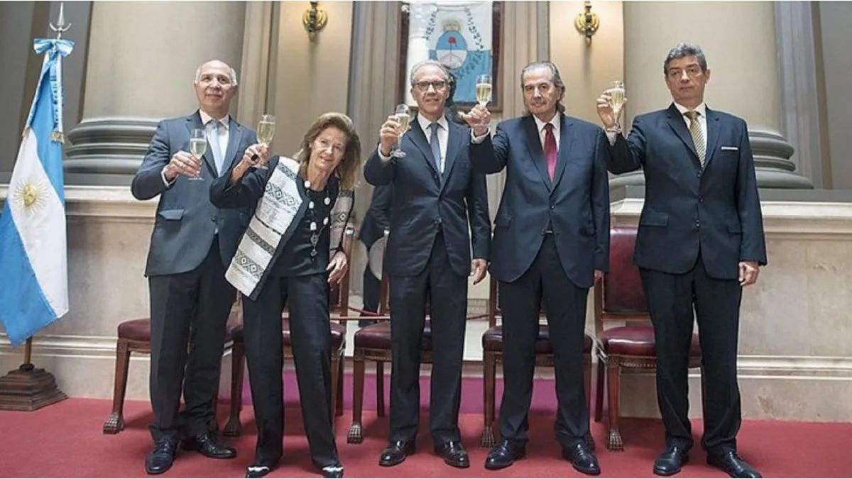 Ricardo Lorenzetti, Carlos Rosenkrantz, Elena Highton de Nolasco, Juan Carlos Maqueda y Horacio Rosatti