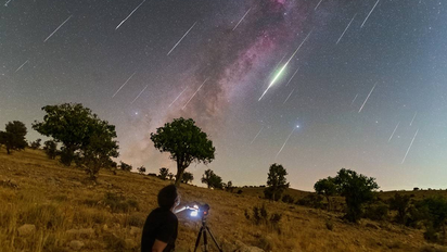 Luces misteriosas iluminan el cielo de Argentina: ¿Meteoritos, satélites u ovnis de otro mundo?