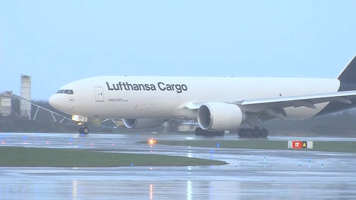 El embarque llegó en el vuelo LH8264