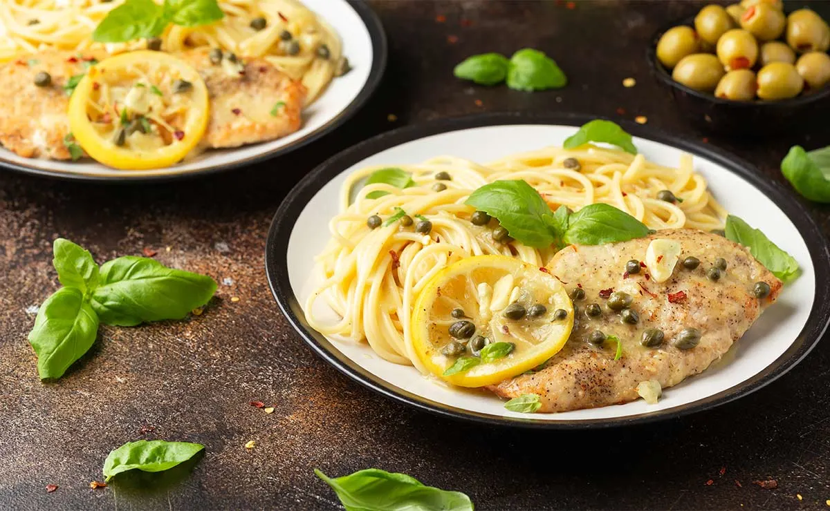 El pollo al vino blanco es un plato rico y sencillo de hacer, con ingredientes que seguro tenés en casa. El pollo al vino blanco es un plato rico y sencillo de hacer, con ingredientes que seguro tenés en casa.