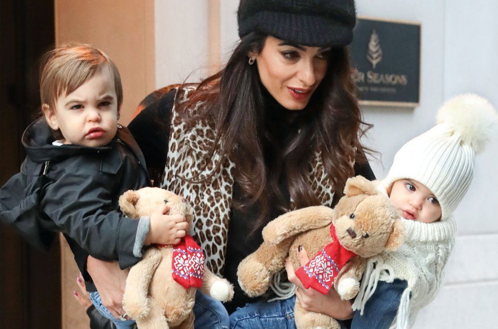 Los hijos de George Clooney y su esposa Amal Alamuddin.