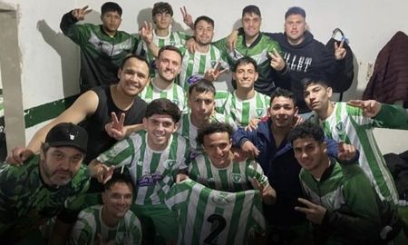 Atlético Irigoyense sigue en lo más alto de la Liga Galvense. Atlético Irigoyense sigue en lo más alto de la Liga Galvense.