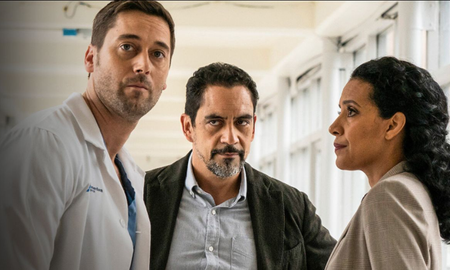 New Amsterdam fue furor desde su llegada a Netflix. El personaje principal Max Goodwin, se basa en el Dr. Eric Manheimer. New Amsterdam fue furor desde su llegada a Netflix. El personaje principal Max Goodwin, se basa en el Dr. Eric Manheimer.