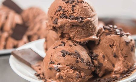 Helado de chocolate, by Maru Botana. Helado de chocolate, by Maru Botana.