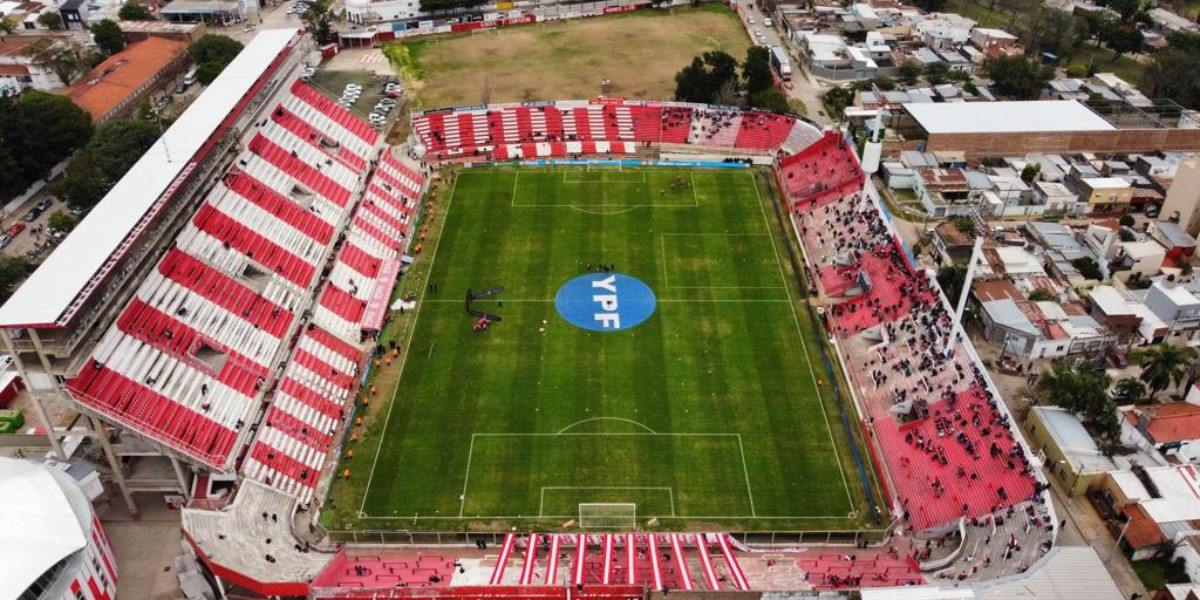 El campo de juego del estadio 15 de Abril. Foto: Club Unión