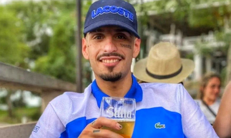 El representante de El Noba desmintió la muerte del cantante. El representante de El Noba desmintió la muerte del cantante.