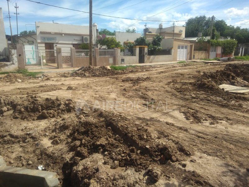 Desagüe Espora: “Estamos abandonados, nos arruinaron la vida”