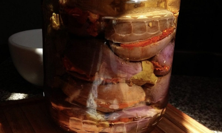 ANMAT prohibió la venta de una marca de liebre en escabeche ANMAT prohibió la venta de una marca de liebre en escabeche