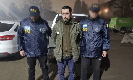 Así lo informó la ministra de Seguridad, Patricia Bullrich, en sus redes sociales donde pidió que esta vez no lo suelten. Así lo informó la ministra de Seguridad, Patricia Bullrich, en sus redes sociales donde pidió que esta vez no lo suelten.