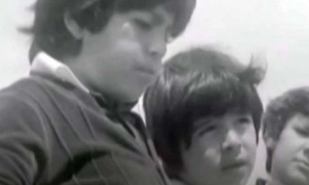 En 1979, un pequeño Hugo Maradona inmortalizó una frase cuando le preguntaron sobre si pensaba ser como su hermano. En 1979, un pequeño Hugo Maradona inmortalizó una frase cuando le preguntaron sobre si pensaba ser como su hermano.
