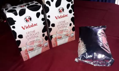 escandalo en mendoza: pusieron en venta en facebook la leche que entrego el gobierno escandalo en mendoza: pusieron en venta en facebook la leche que entrego el gobierno