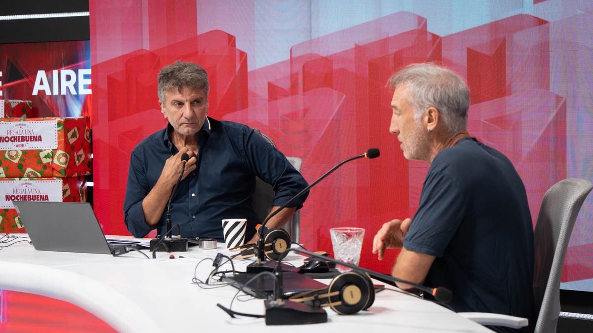 Diego Soffici, director de Escuela Play, visitó los estudios de AIRE. Diego Soffici, director de Escuela Play, visitó los estudios de AIRE.