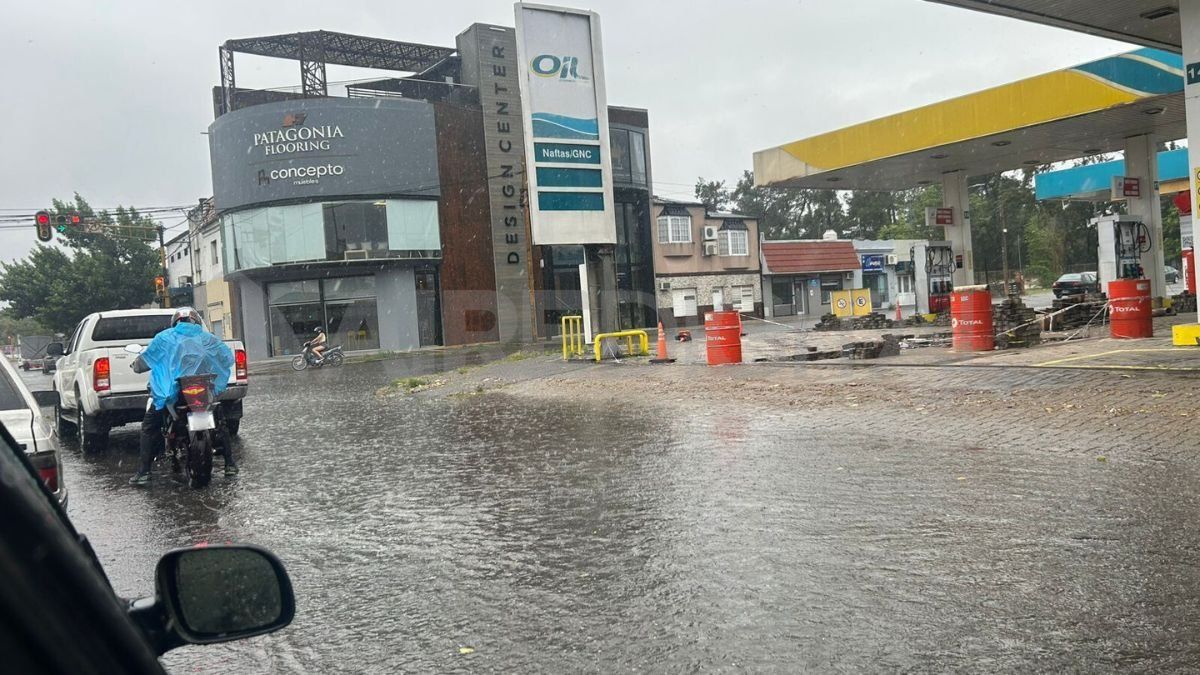 Foto del centro de Santa Fe anegado. Foto del centro de Santa Fe anegado.