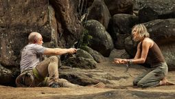 El final explicado de Ápex revela quién sobrevive y qué significa la decisión final de Sasha.