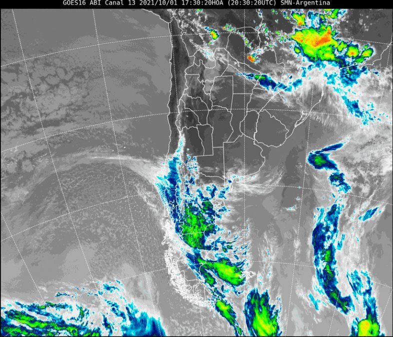 Imagen satelital del tiempo a las 17.30 horas del viernes.