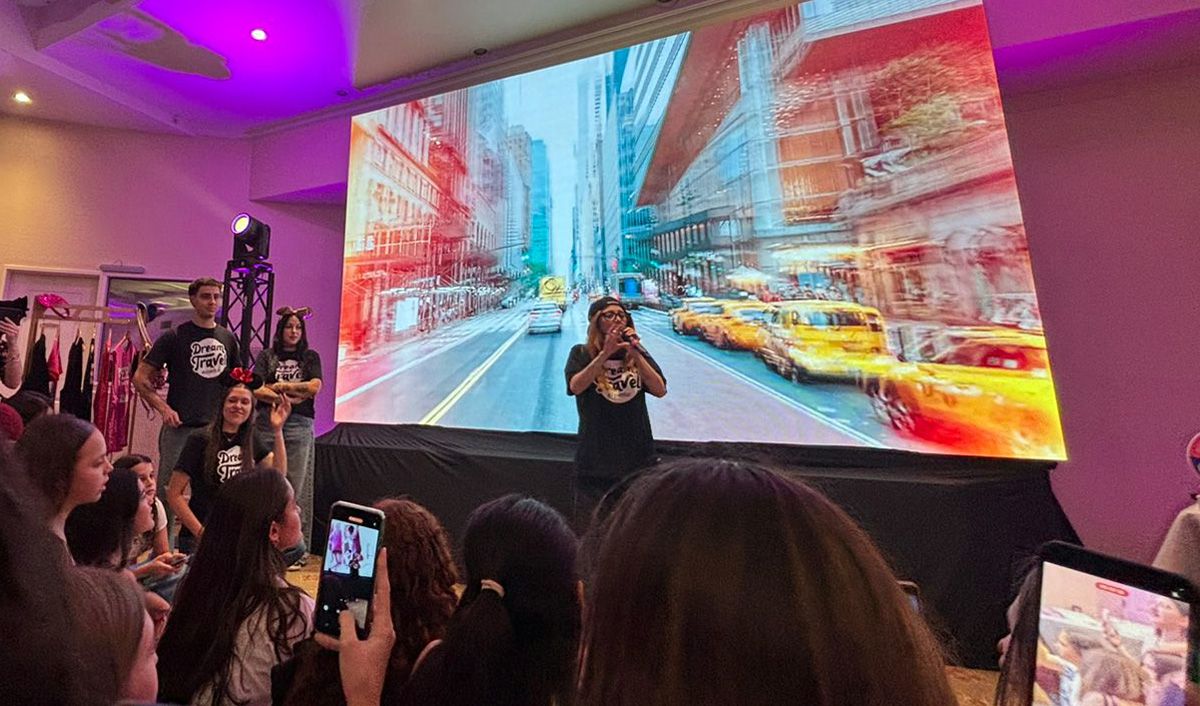 La influencer Luli González fue la invitada especial del Dream Travel by Expertur.