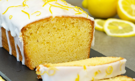 Cómo hacer un bizcochuelo de limón sin leche y ¡en 3 pasos! Cómo hacer un bizcochuelo de limón sin leche y ¡en 3 pasos!