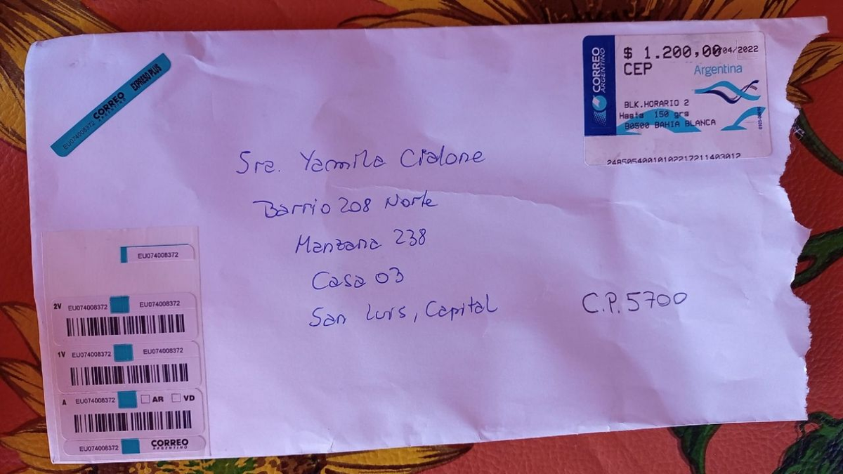 En los últimos días, la madre de Guadalupe Lucero dijo haber recibido inquietantes cartas y llamadas telefónicas sobre su hija desaparecida.