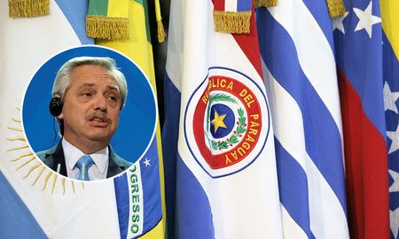 Alberto Fernández participa de su primera Cumbre del Mercosur este jueves. Alberto Fernández participa de su primera Cumbre del Mercosur este jueves.