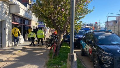 Reventaron con una piedra el despacho y robaron paquetería en una sucursal de Correo Argentino de Santa Fe