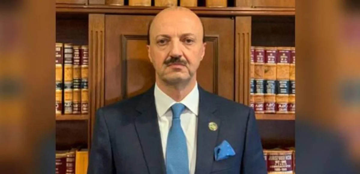 Quién era el cazador búfalo enfurecido embistió y mató de varias cornadas.