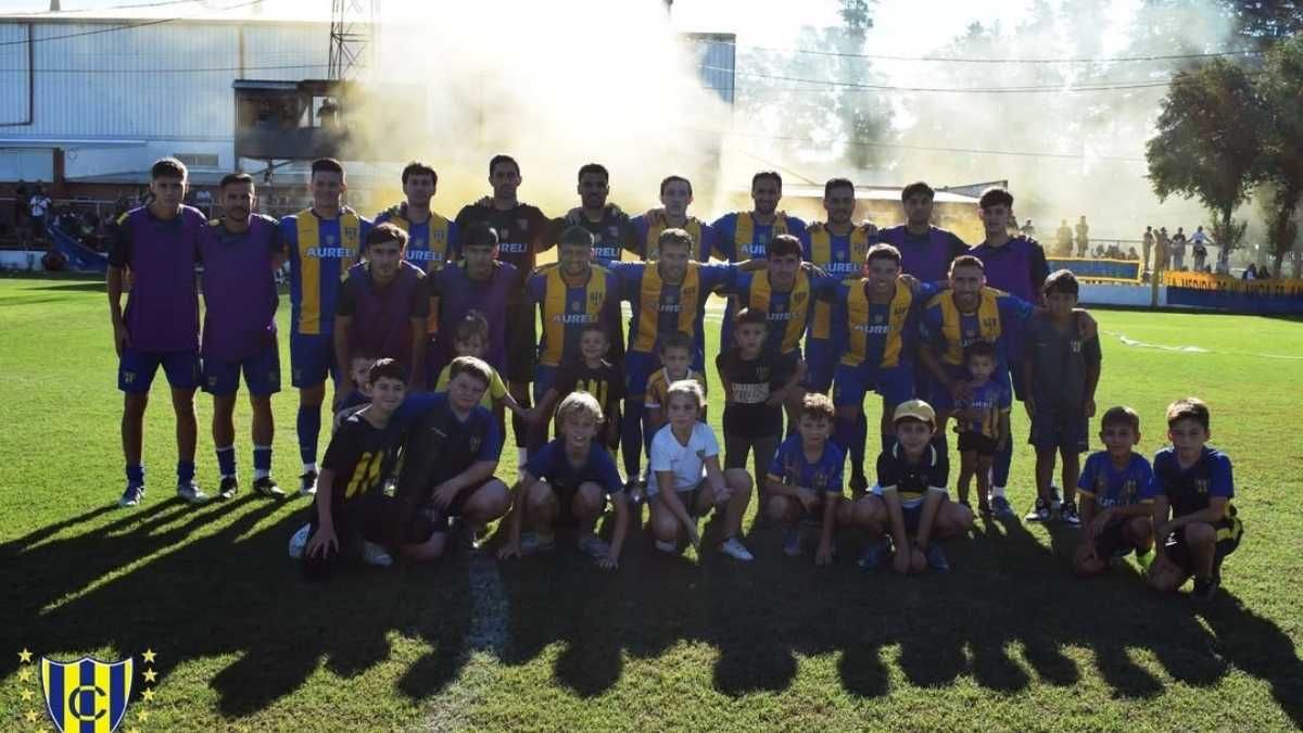 Centenario de San José de la Esquina venció a Ciclón Racing en la ida de semifinales de la Copa Federación de fútbol. Foto: prensa Centenario.