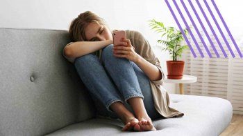 La depresión en adolescentes afecta hasta al 5% de los jóvenes y no siempre se manifiesta con tristeza. La depresión en adolescentes afecta hasta al 5% de los jóvenes y no siempre se manifiesta con tristeza.