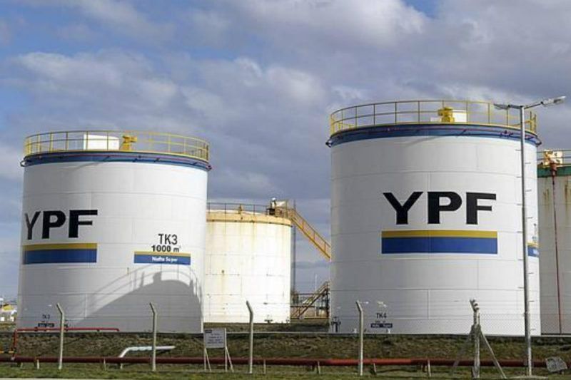 El Gobierno cambia la estrategia y pedirá iniciar cuanto antes el juicio por YPF
