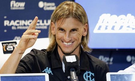 beccacece: hauche tiene un deseo muy grande de estar en racing beccacece: hauche tiene un deseo muy grande de estar en racing