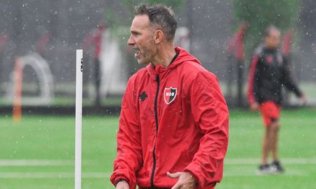 Bernardi pasó la escoba: Benedetto, el primer apuntado en la limpieza de Newell’s Bernardi pasó la escoba: Benedetto, el primer apuntado en la limpieza de Newell’s
