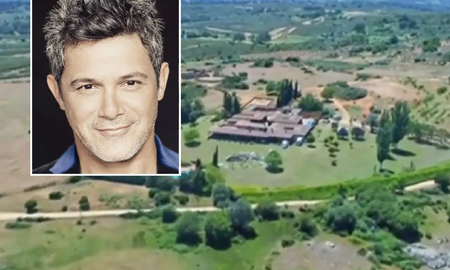 La mansión de Alejandro Sanz en España: arte, diseño y un jardín encantador La mansión de Alejandro Sanz en España: arte, diseño y un jardín encantador