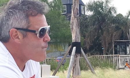 Luego del ataque, la empleada detalló que Claudio Tinari le preguntó si le había gustado. Luego del ataque, la empleada detalló que Claudio Tinari le preguntó si le había gustado.