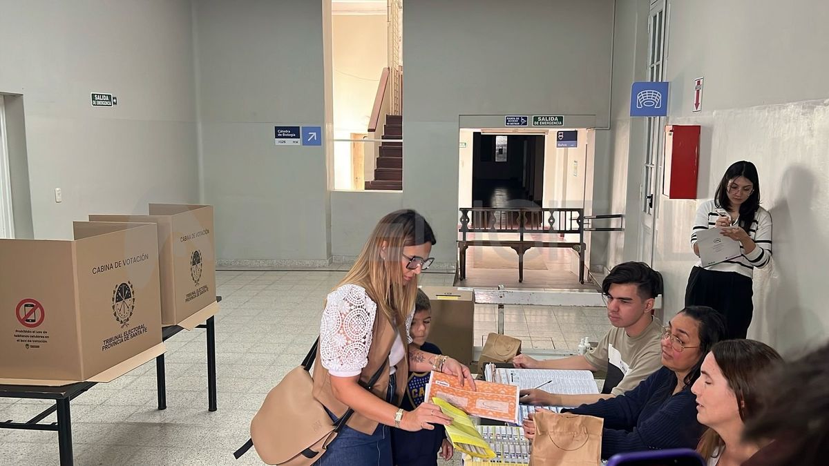 Amalia Granata votó en Rosario, pero no tuvo grandes motivos para celebrar. Amalia Granata votó en Rosario, pero no tuvo grandes motivos para celebrar.